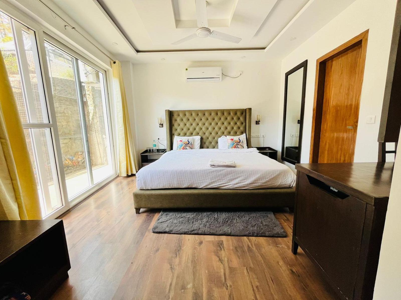 Bed and Breakfast Weekend Vibes Kasauli Exterior foto