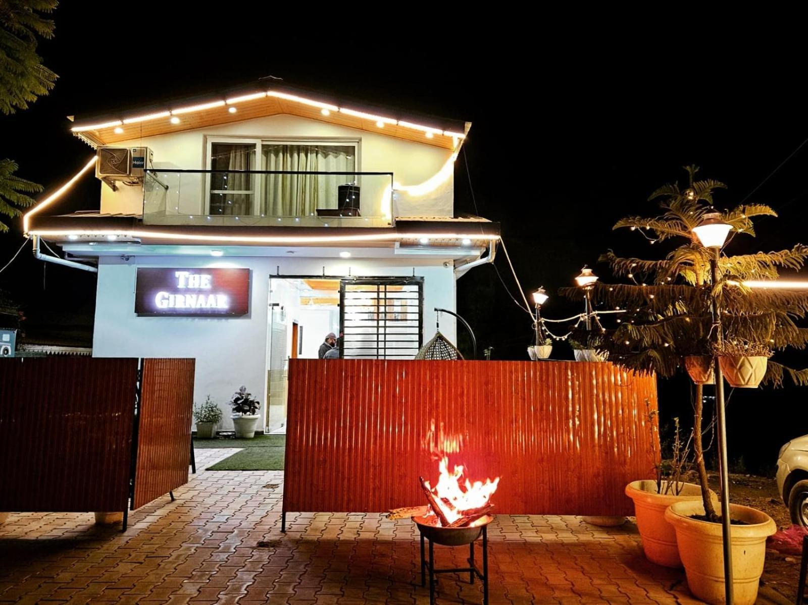 Bed and Breakfast Weekend Vibes Kasauli Exterior foto
