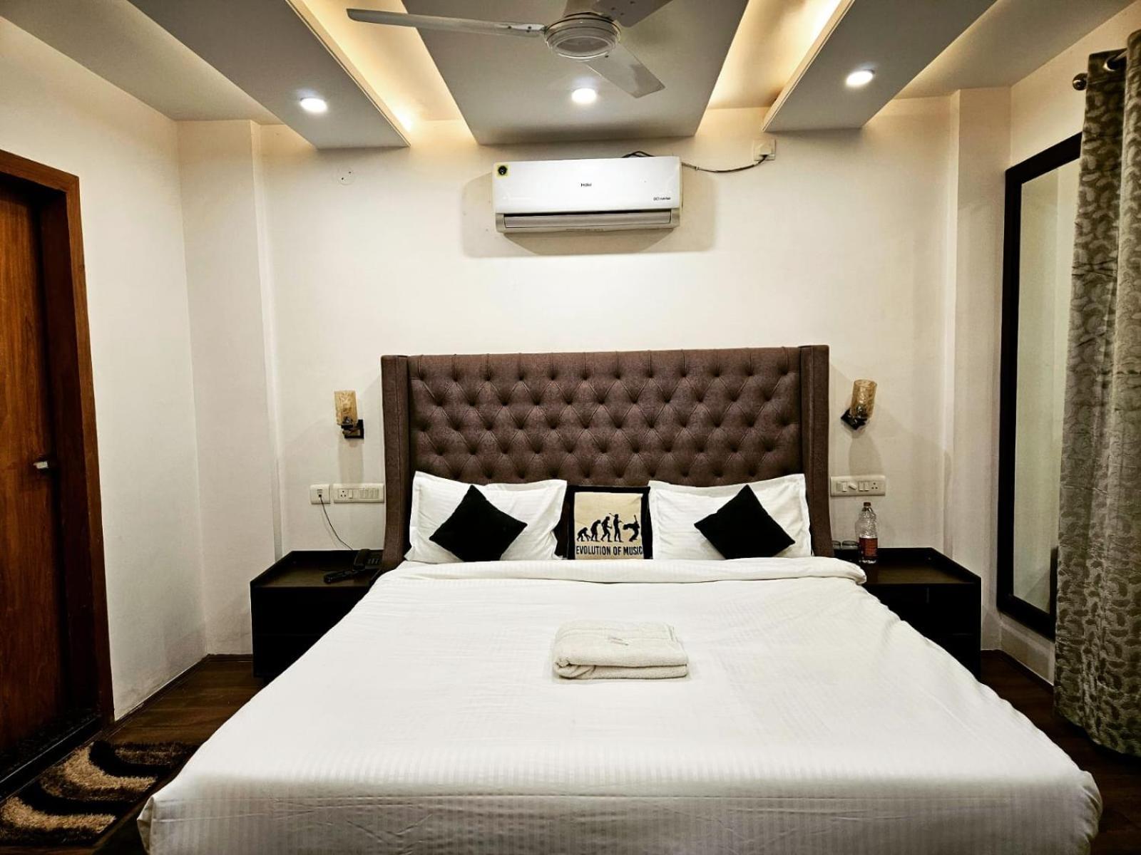 Bed and Breakfast Weekend Vibes Kasauli Exterior foto